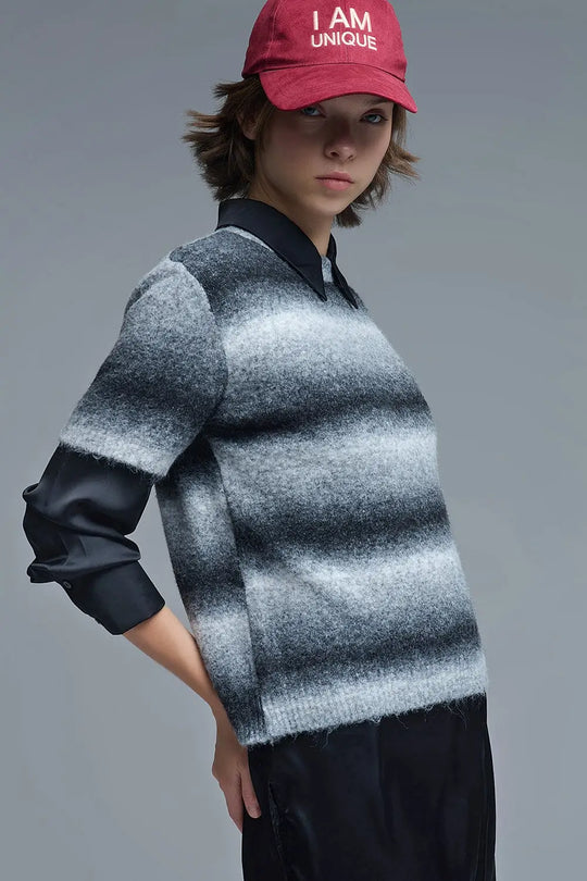 Short Sleeve Ombré Striped Sweater in Grey - GRAY / ONE - Sweaters