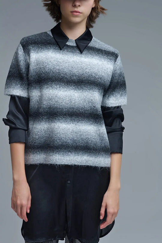 Short Sleeve Ombré Striped Sweater in Grey - GRAY / ONE - Sweaters