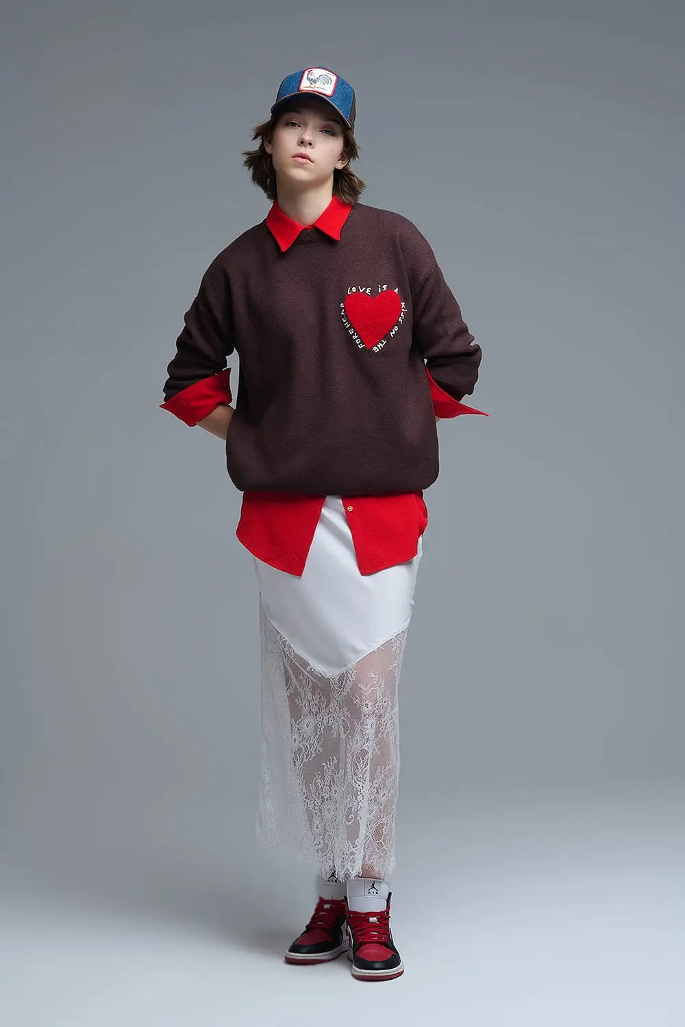 Embroidered Heart knitted Sweatshirt With Text in Brown - BROWN / ONE - Sweaters