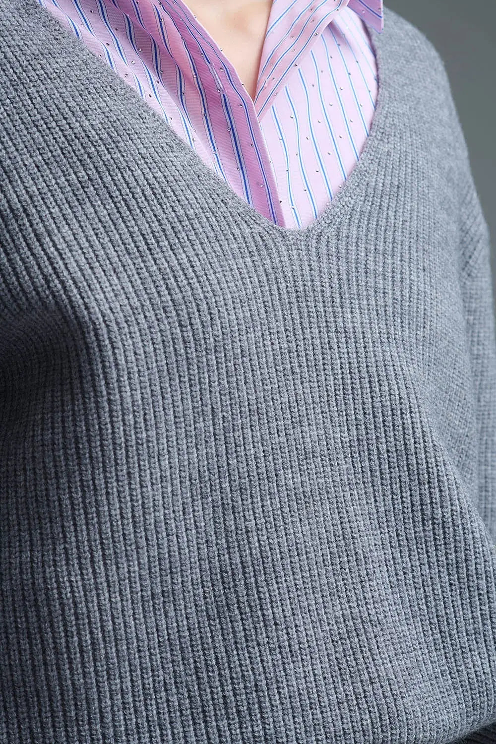 Super oversized Thin V-neck Sweater in Grey - GRAY / ONE - Sweaters