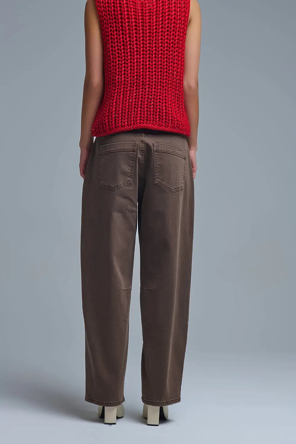 Comfortable stretch jeans with barrel leg in brown - Colored Jeans