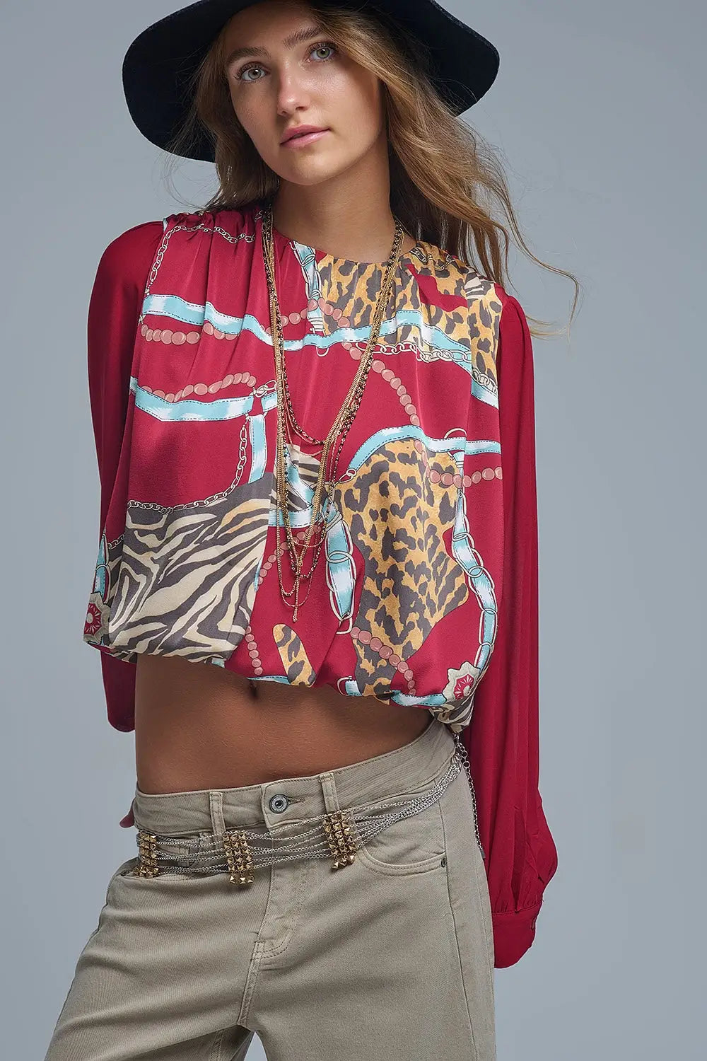 Chic Red Cropped Blouse with Abstract Print - Tops