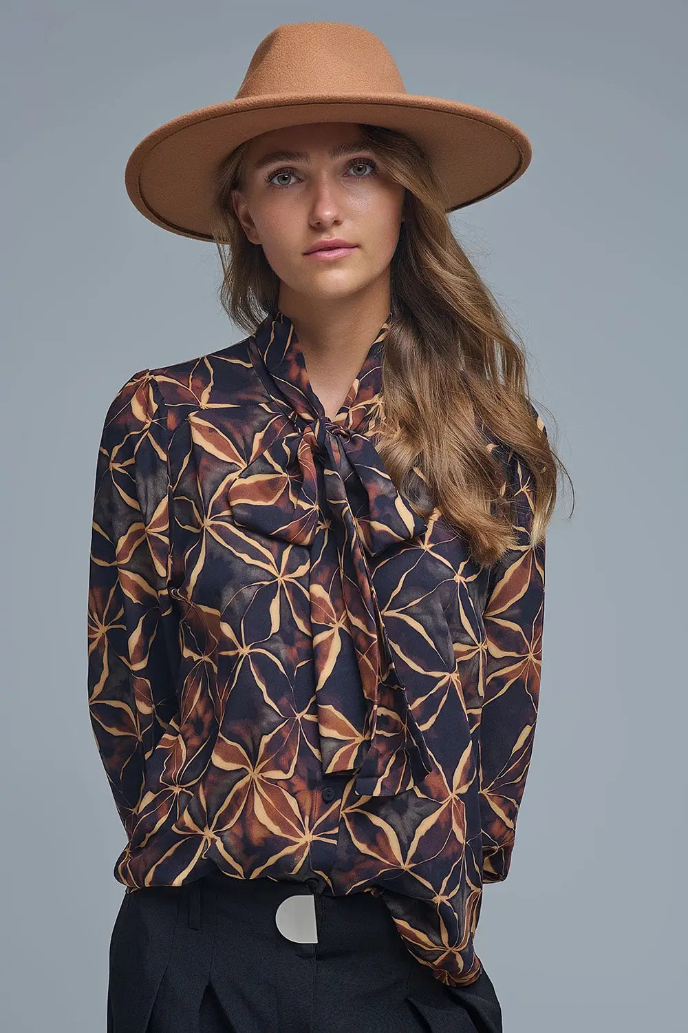 Black chiffon shirt with abstract print and knotted bow - Shirts