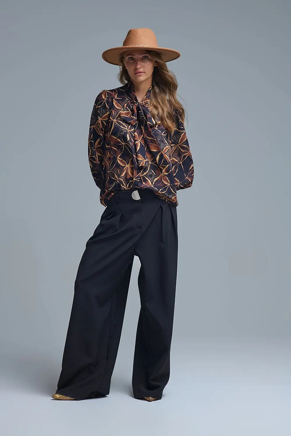 Black chiffon shirt with abstract print and knotted bow - Shirts