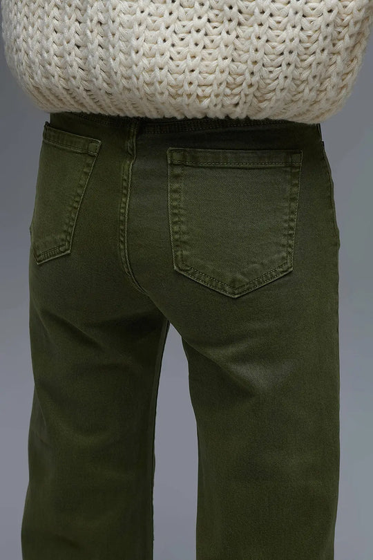 Cropped wide leg jeans in olive green - Colored Jeans