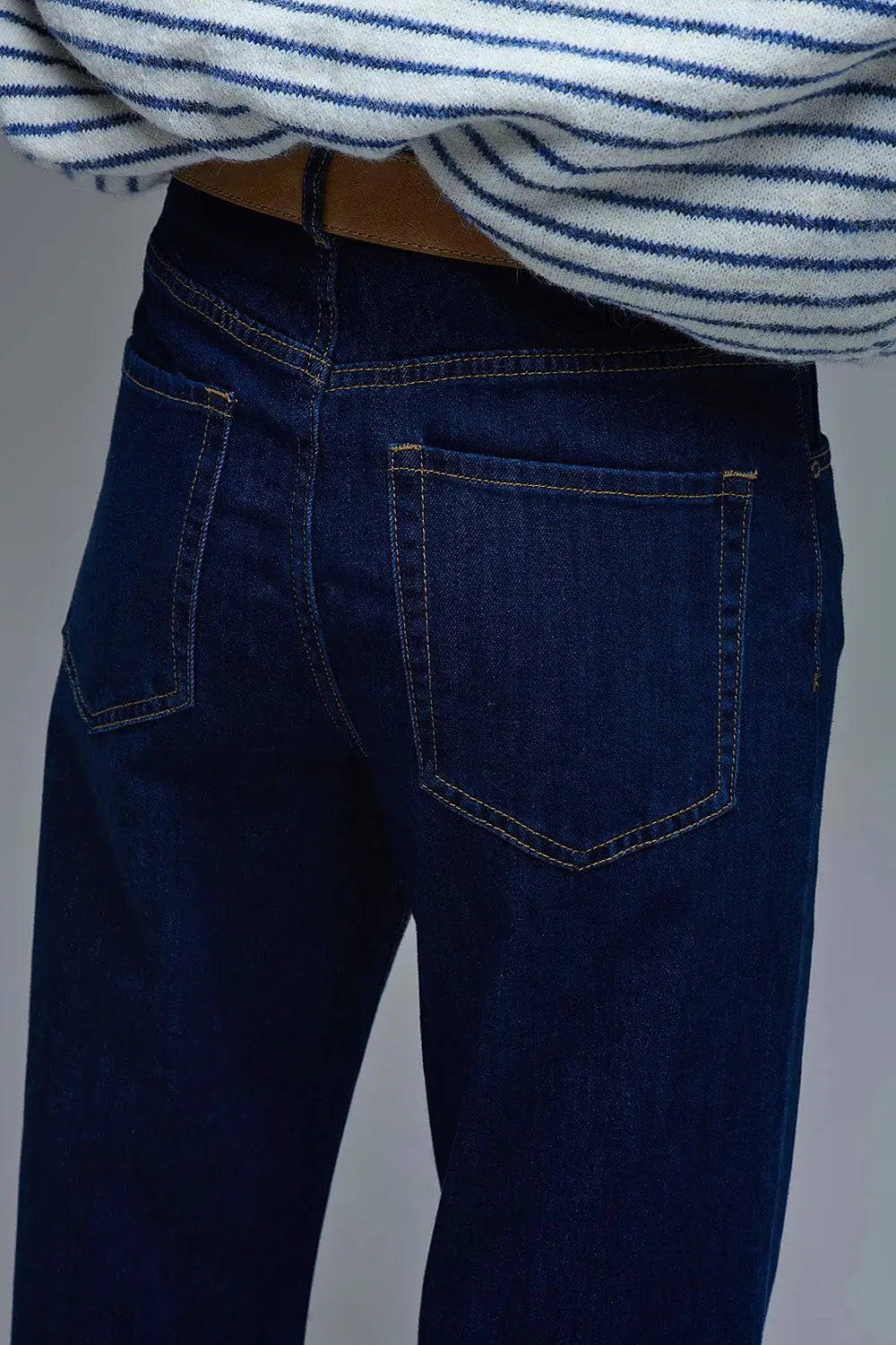 High-Waisted Dark Blue wide leg Jeans with Folded Hems