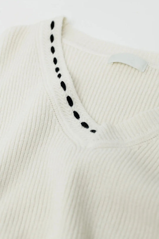 V neck sweater with black embroidered detail - CREAM / ONE - Sweaters