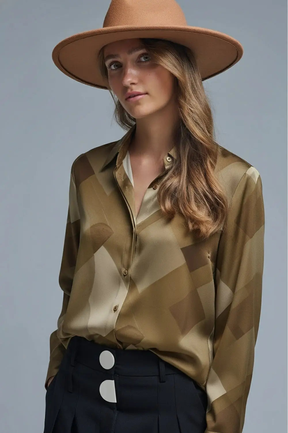 Green satin shirt with geometric print - Shirts