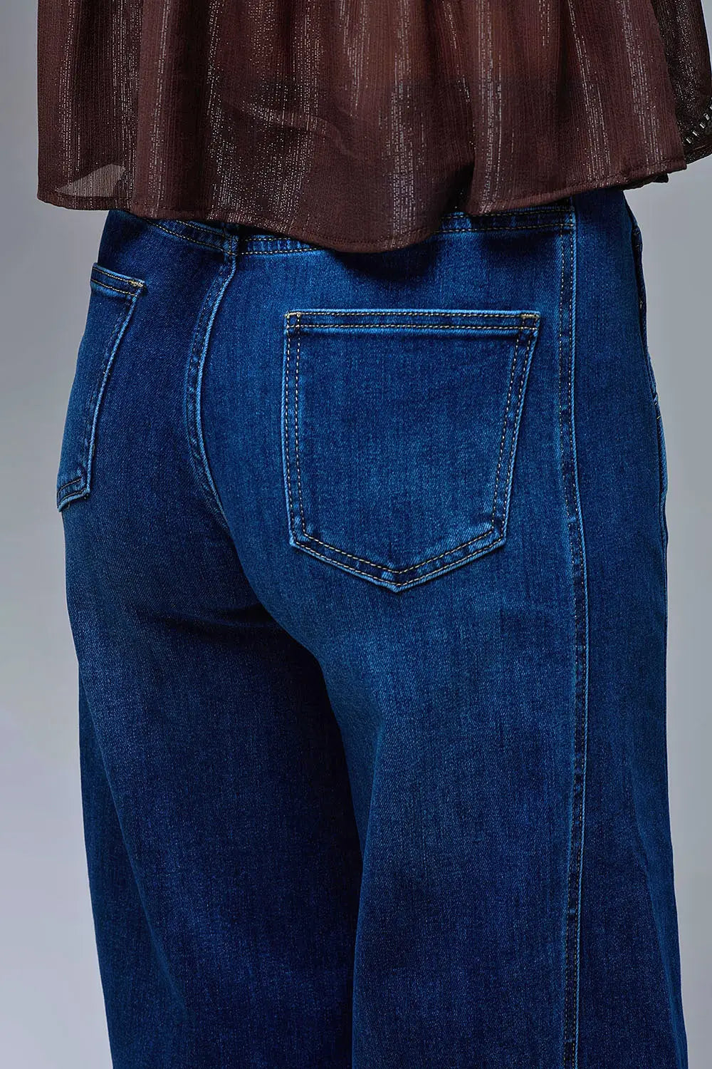 Extra Wide Leg Jeans In Mid Wash with side pockets