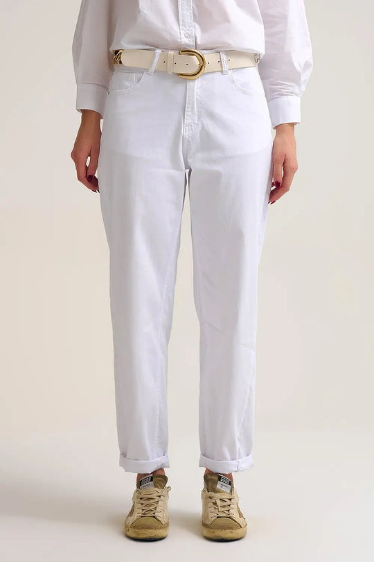 Relaxed Tapered Pants in white Comfy Stretch - Pants