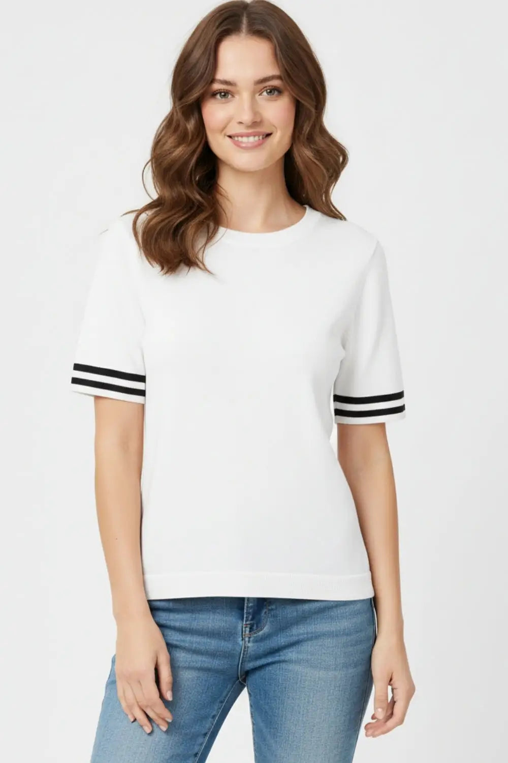 relaxed fit Sweater In White with black contrast detail - WHITE / ONE - Sweaters