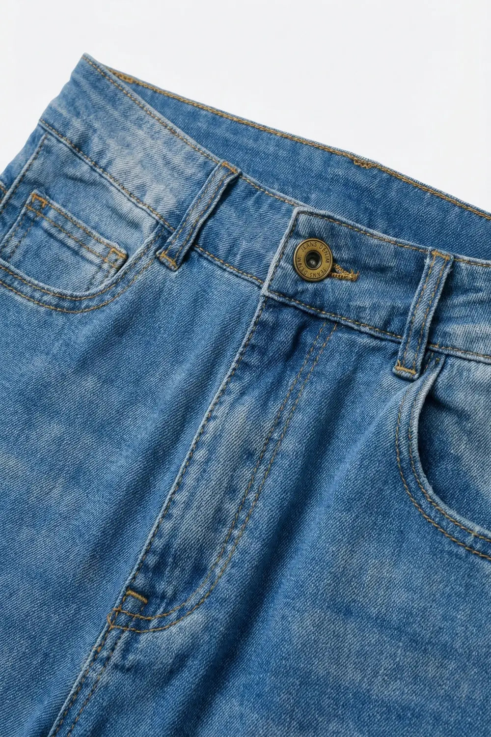 Blue Wide-Leg Light Wash Denim Jeans with side seams