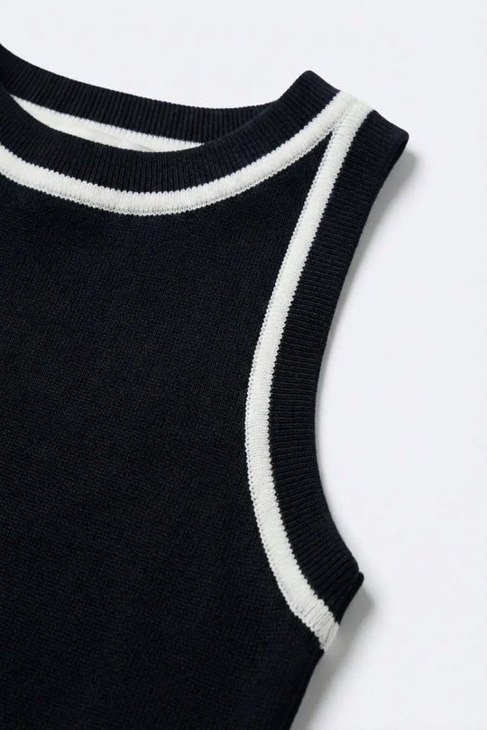 Sleeveless Knitted top In navy Featuring detail white Lines - NAVY / ONE - Tops
