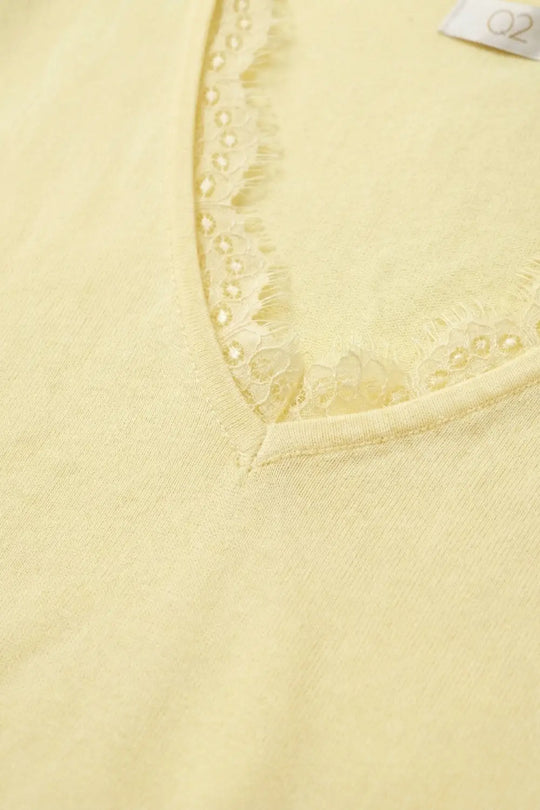 Fine and soft knit sweater with V-neck and lace trim in yellow - YELLOW / ONE - Sweaters