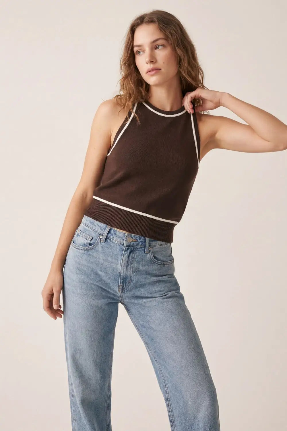 Sleeveless Knitted top In brown Featuring detail white Lines - BROWN / ONE - Tops