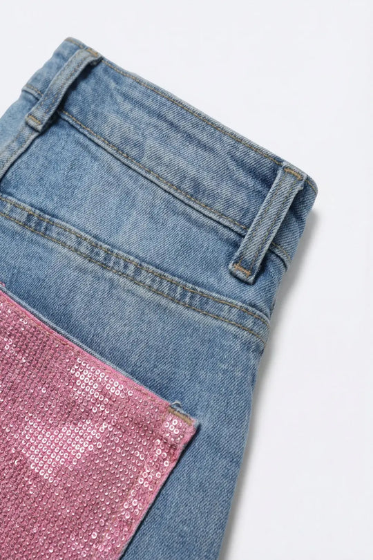 Light Blue Denim Jeans with Pink Back Pockets in strass