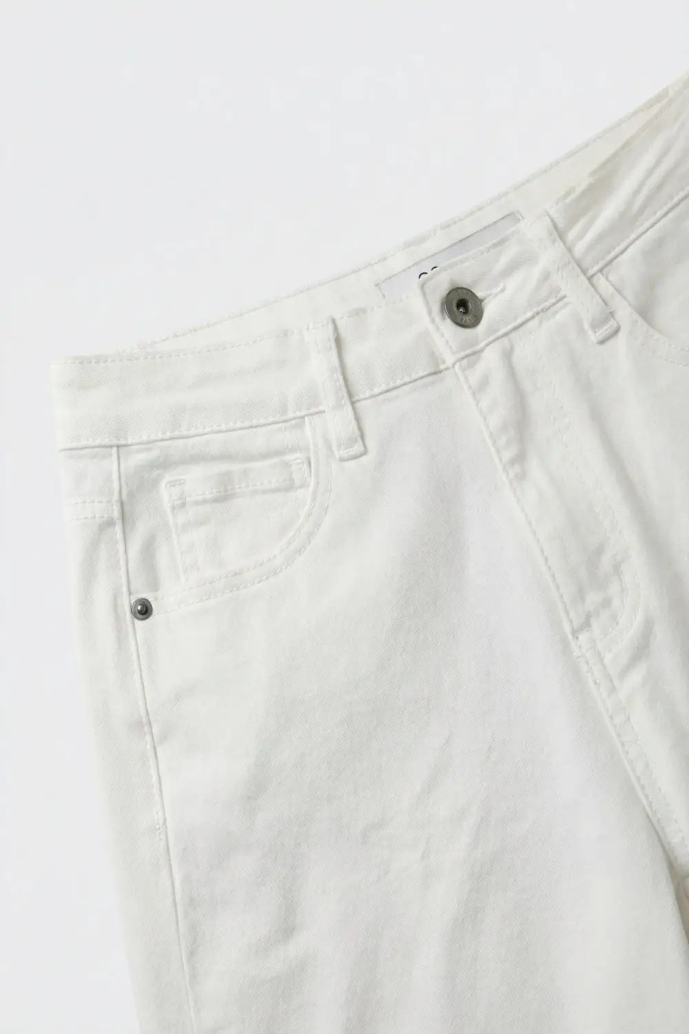 White Relaxed Fit Casual Wide-Leg Pants in Barrel Style - Colored Jeans