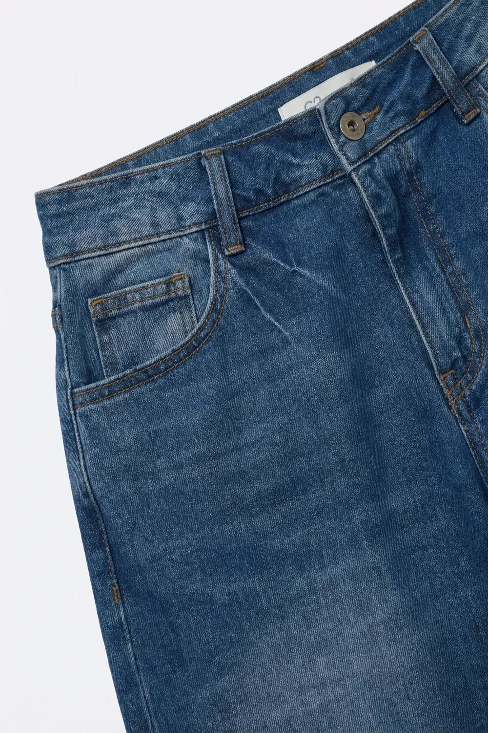 medium wash Barrel jeans with knee seam detail