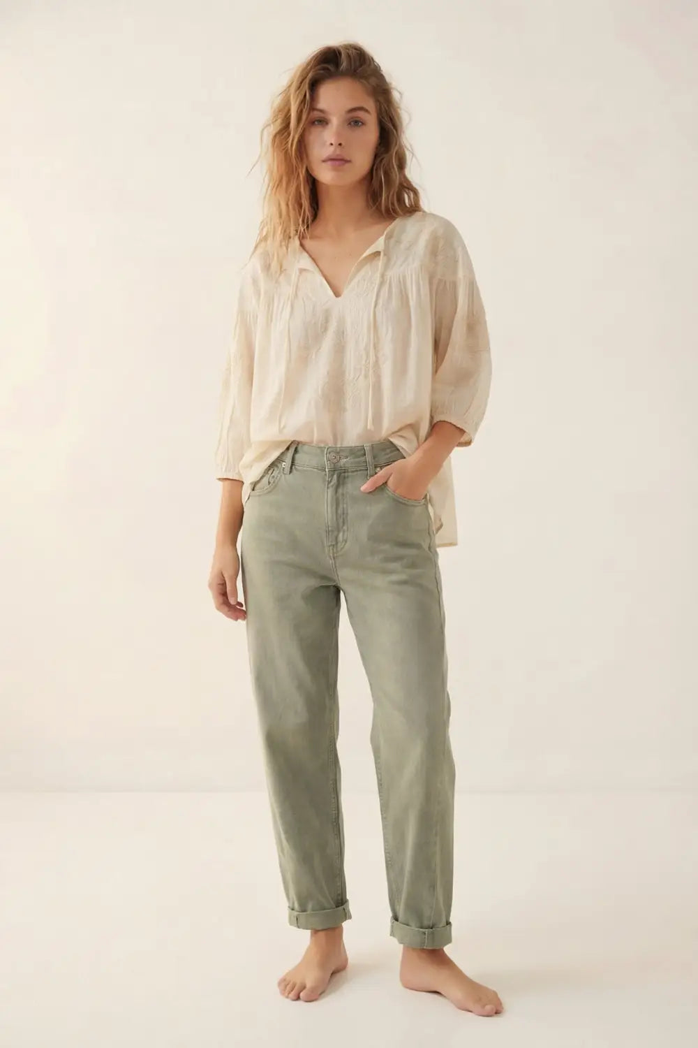 High-Rise Barrel-Leg Pants in Soft khaki color - Colored Jeans