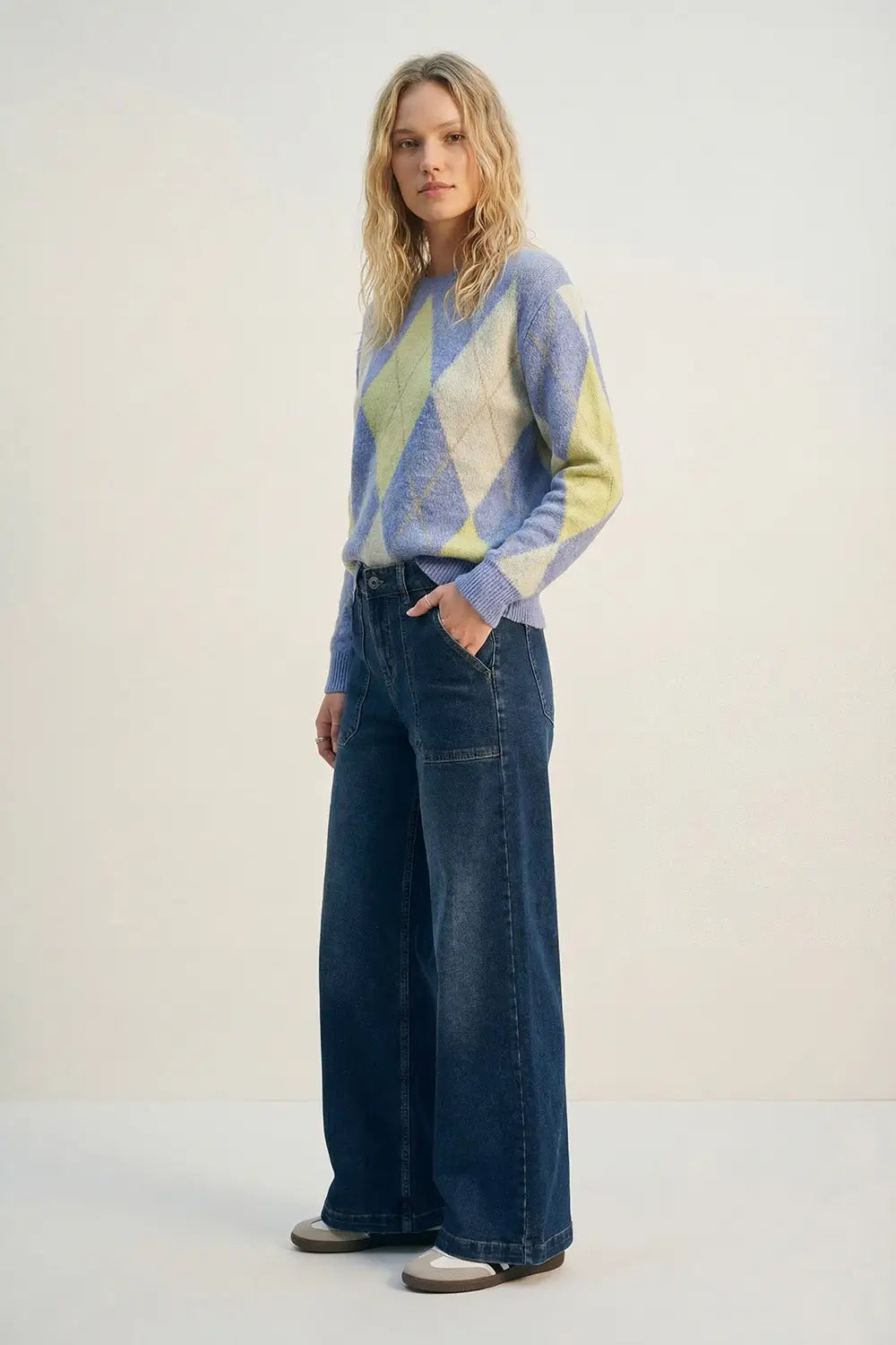 Wide-Leg Denim Jeans with Utility Patch Pockets