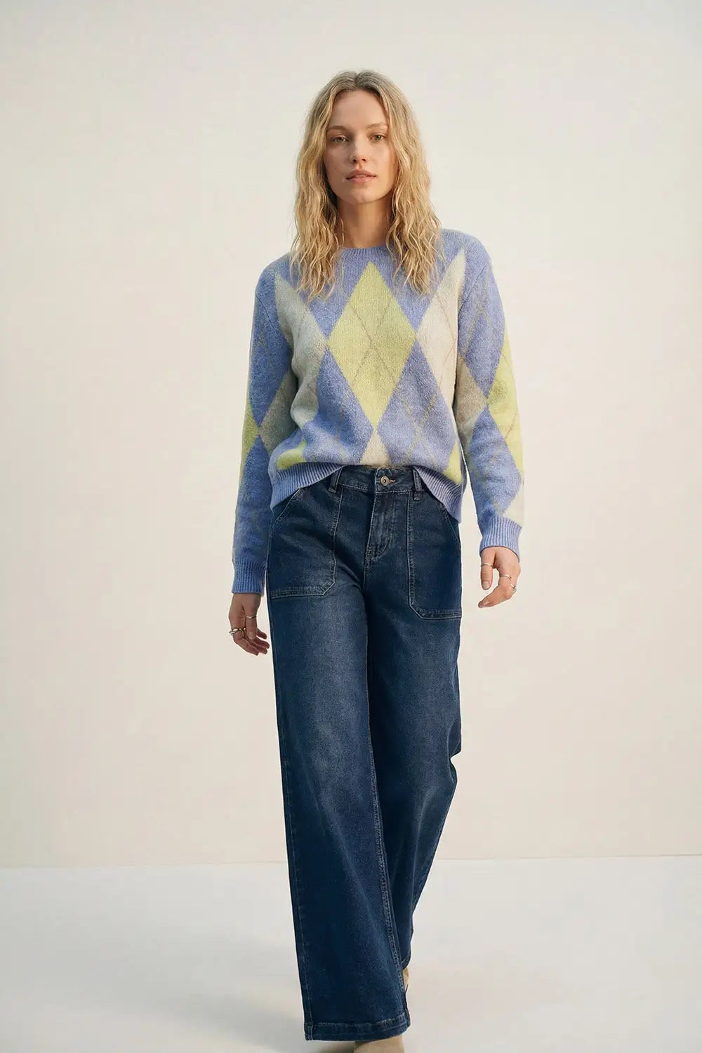 Wide-Leg Denim Jeans with Utility Patch Pockets