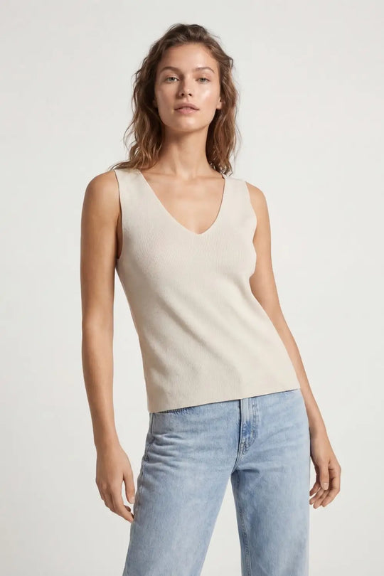 Beige sleeveless fine knitted top With V-Neck - BEIGE / ONE - Sweaters