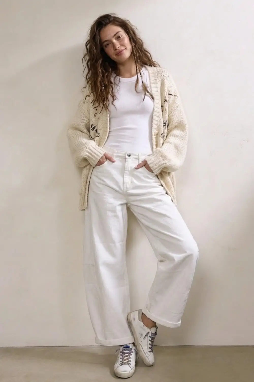 White Relaxed Fit Casual Wide-Leg Pants in Barrel Style - Colored Jeans