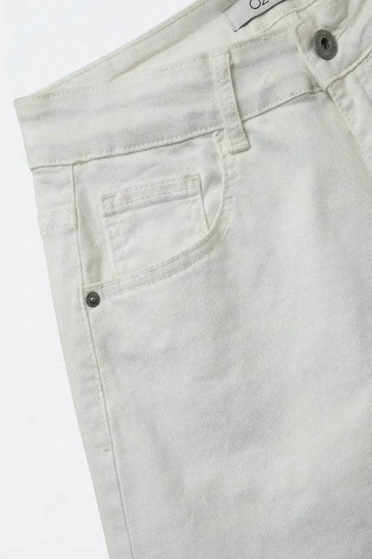 Wide-Leg Cropped knee-length Denim bermuda Shorts in white - Pants