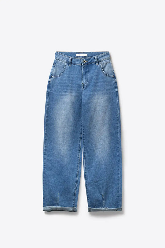 Mid-Wash Curved-Leg Jeans with Folded Hem Seam