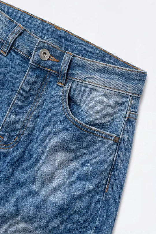 Light Blue Denim mom style Fit Jeans in ankle Length
