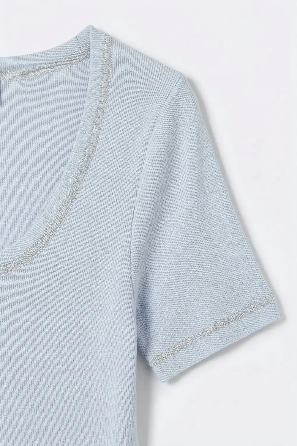 Short Sleeve sweater In baby blue With Silver Seam at Round Neck - BLUE / ONE - Sweaters