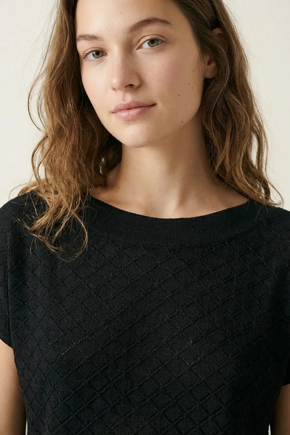 Black Textured Knit Short Sleeve Sweater Top - BLACK / ONE - Sweaters