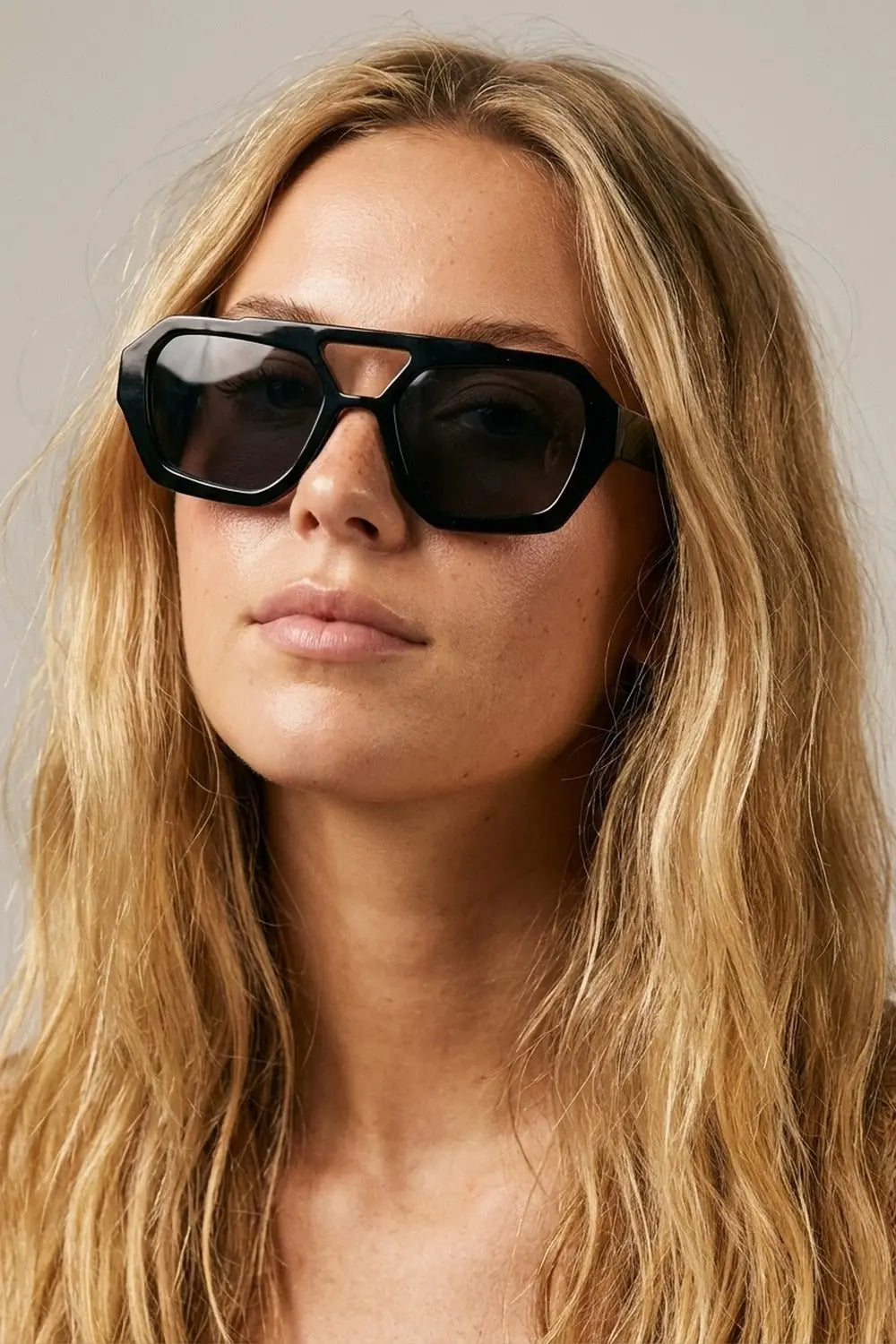 Black Geometric Frame Fashion Sunglasses for Women - BLACK / ONE - Sunglasses
