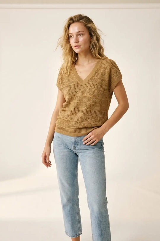 Camel Knit V-Neck Short Sleeve Sweater Vest - CAMEL / ONE - Sweaters
