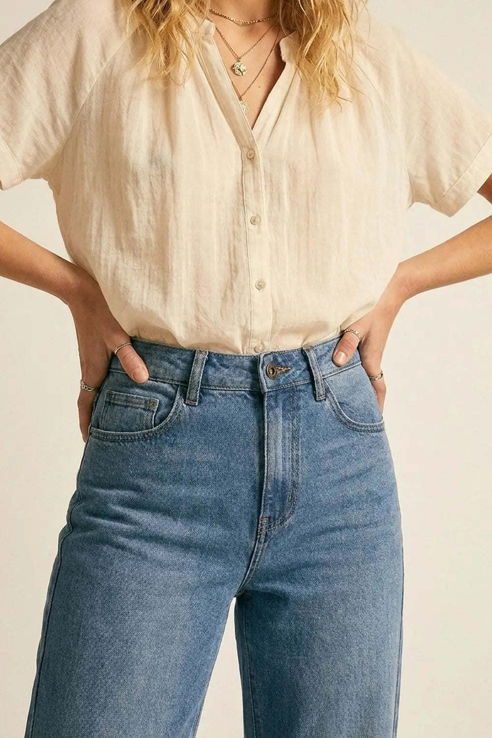 Classic Blue Straight-Leg Denim Jeans with mid waist