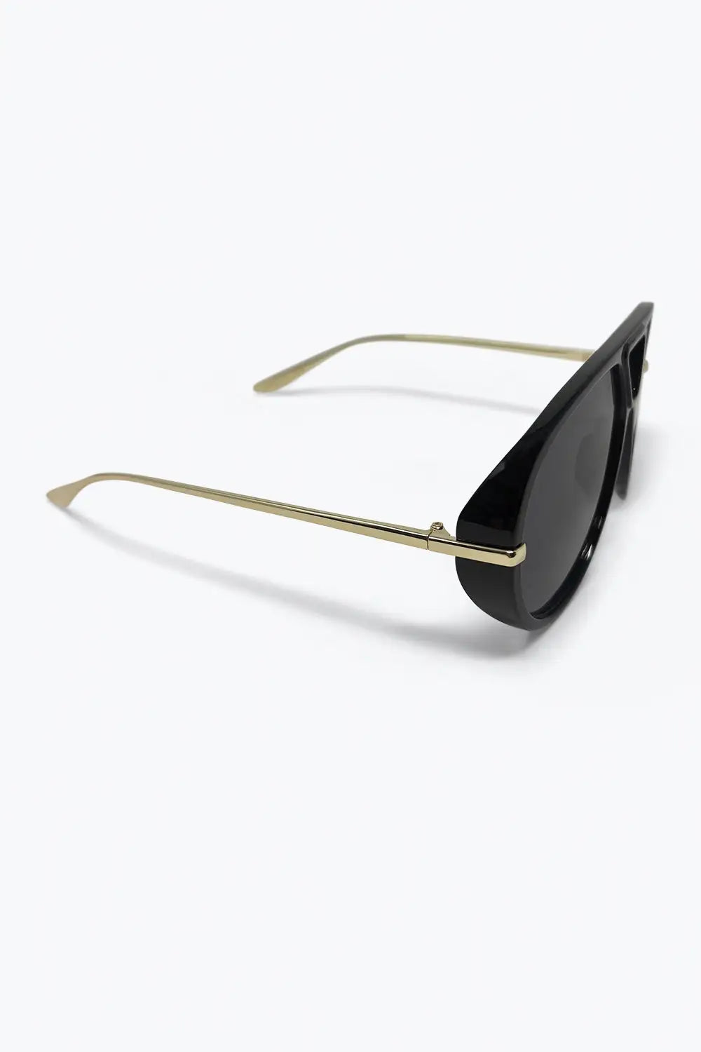 Black Oversized Aviator Sunglasses with Gold Details - BLACK / ONE - Sunglasses
