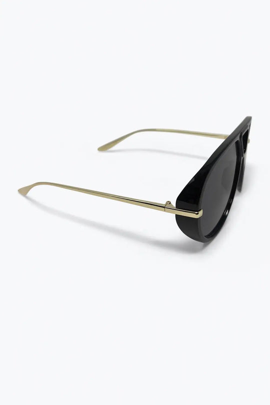 Black Oversized Aviator Sunglasses with Gold Details - BLACK / ONE - Sunglasses