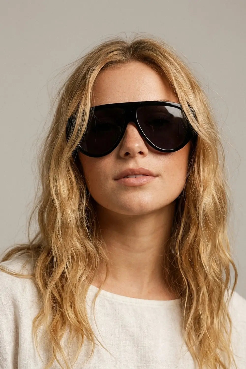 Black Oversized Shield Sunglasses with Dark Lenses - BLACK / ONE - Sunglasses