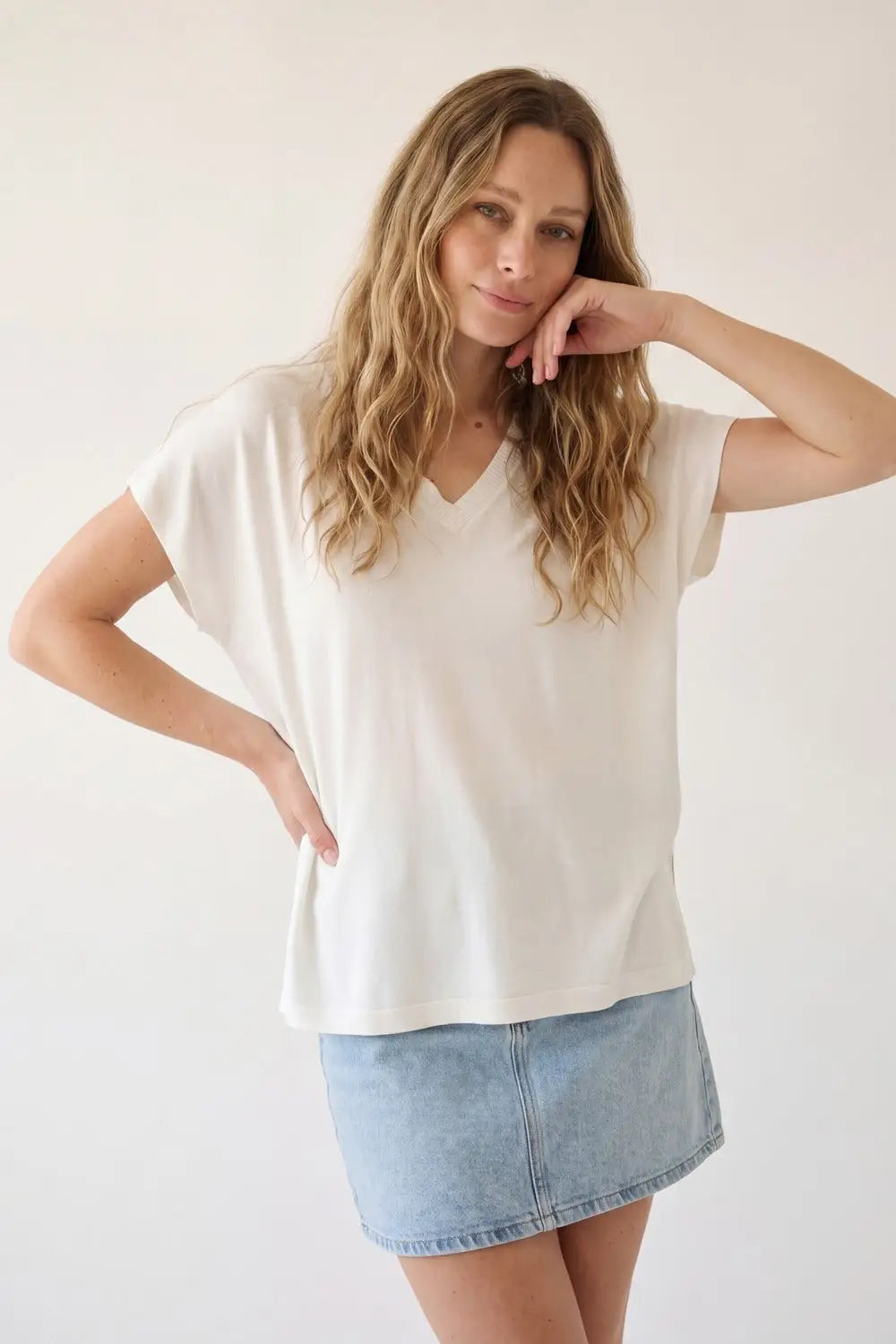 White V-Neck Relaxed Fit Short Sleeve sweater - WHITE / ONE - Tops