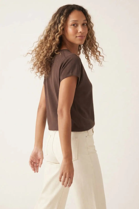 Brown Fine Knit V-Neck Short Sleeve Sweater - BROWN / ONE - Tops