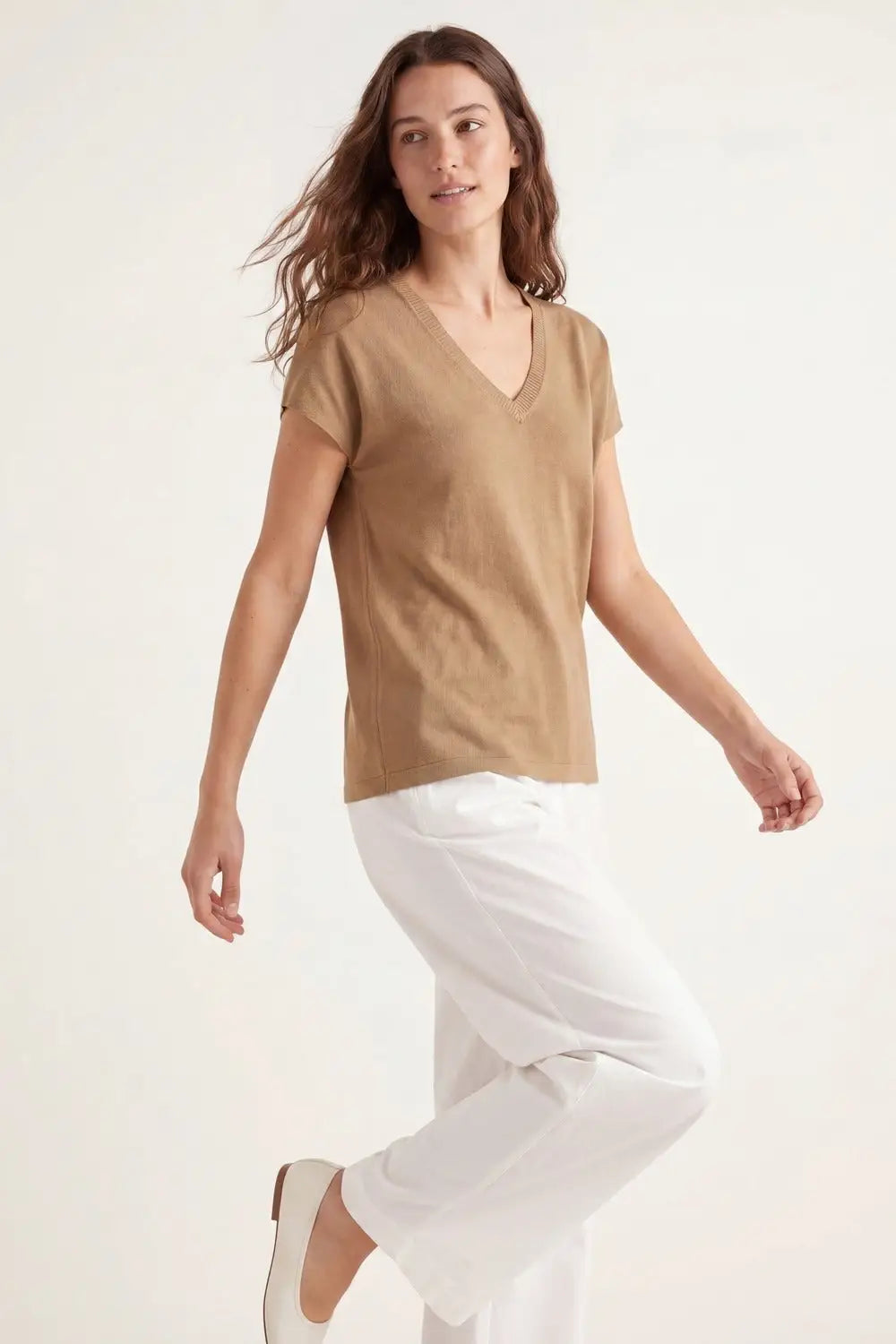 Camel Fine Knitted V-Neck Short Sleeve Sweater - CAMEL / ONE - Tops