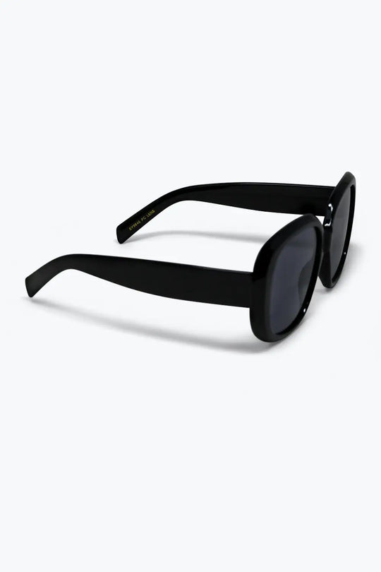 Black Oversize Square Frame Full Coverage Sunglasses - BLACK / ONE - Sunglasses