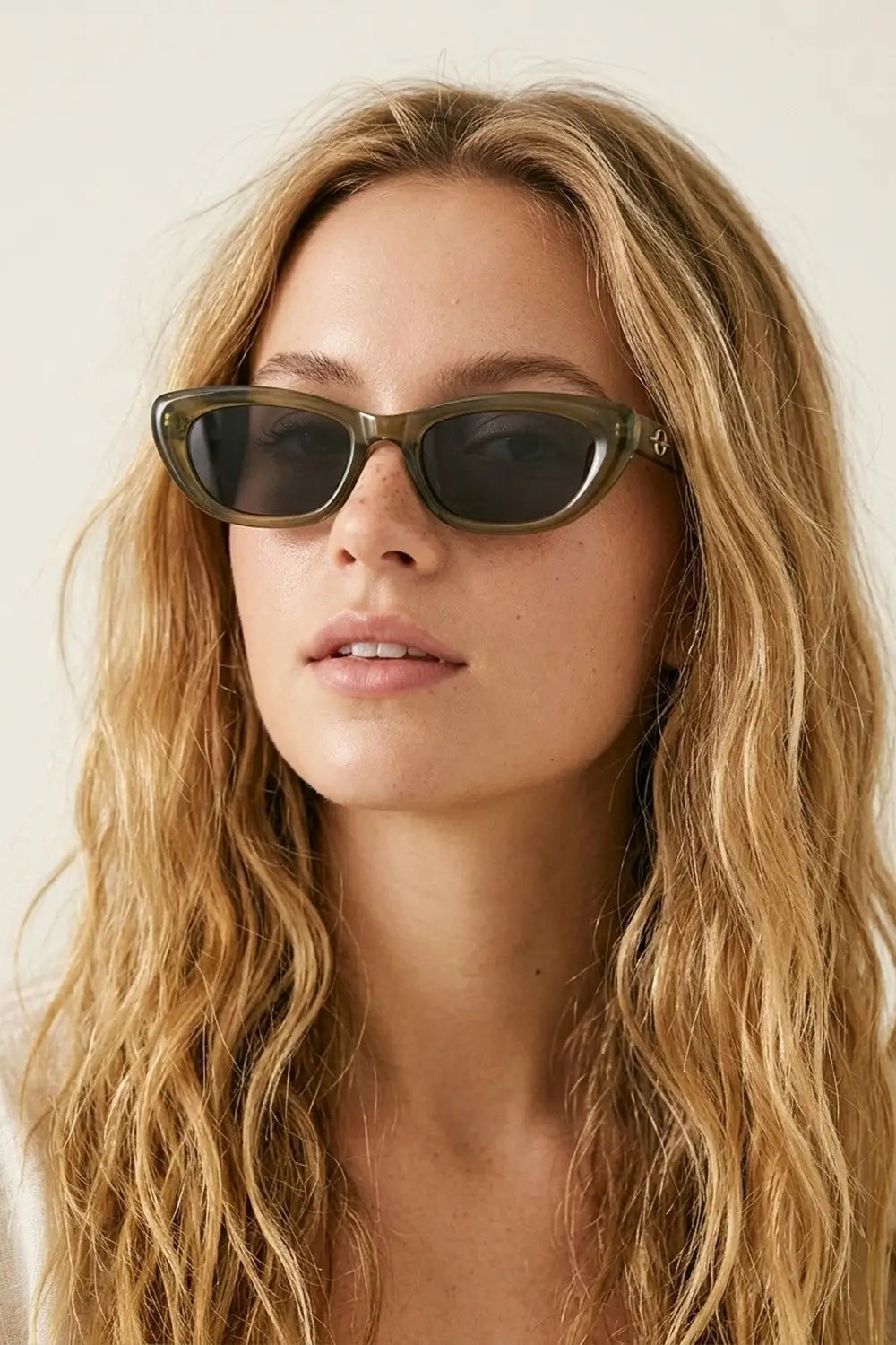 Olive Translucent Oval Frame Chunky Cat Eye Sunglasses - GREEN / ONE - Sunglasses