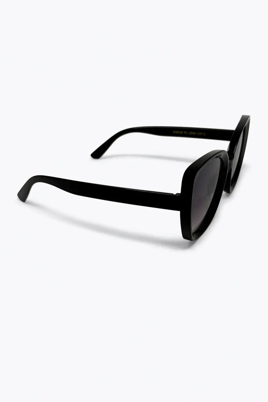 Black Oversize Cat Eye Gradient Lens Fashion Sunglasses - BLACK / ONE - Sunglasses