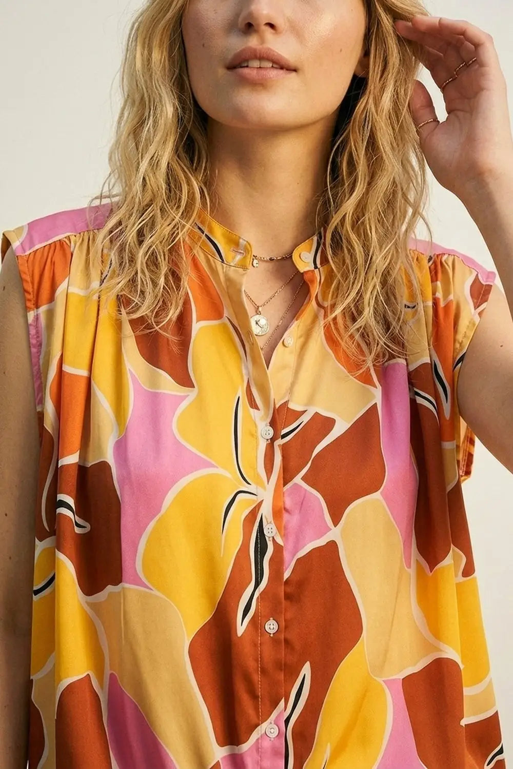 Tropical Print Button-Front Sleeveless Blouse in orange Warm Tones - ORANGE / ONE - Tops