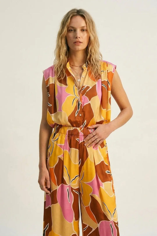 Tropical Print Button-Front Sleeveless Blouse in orange Warm Tones - ORANGE / ONE - Tops