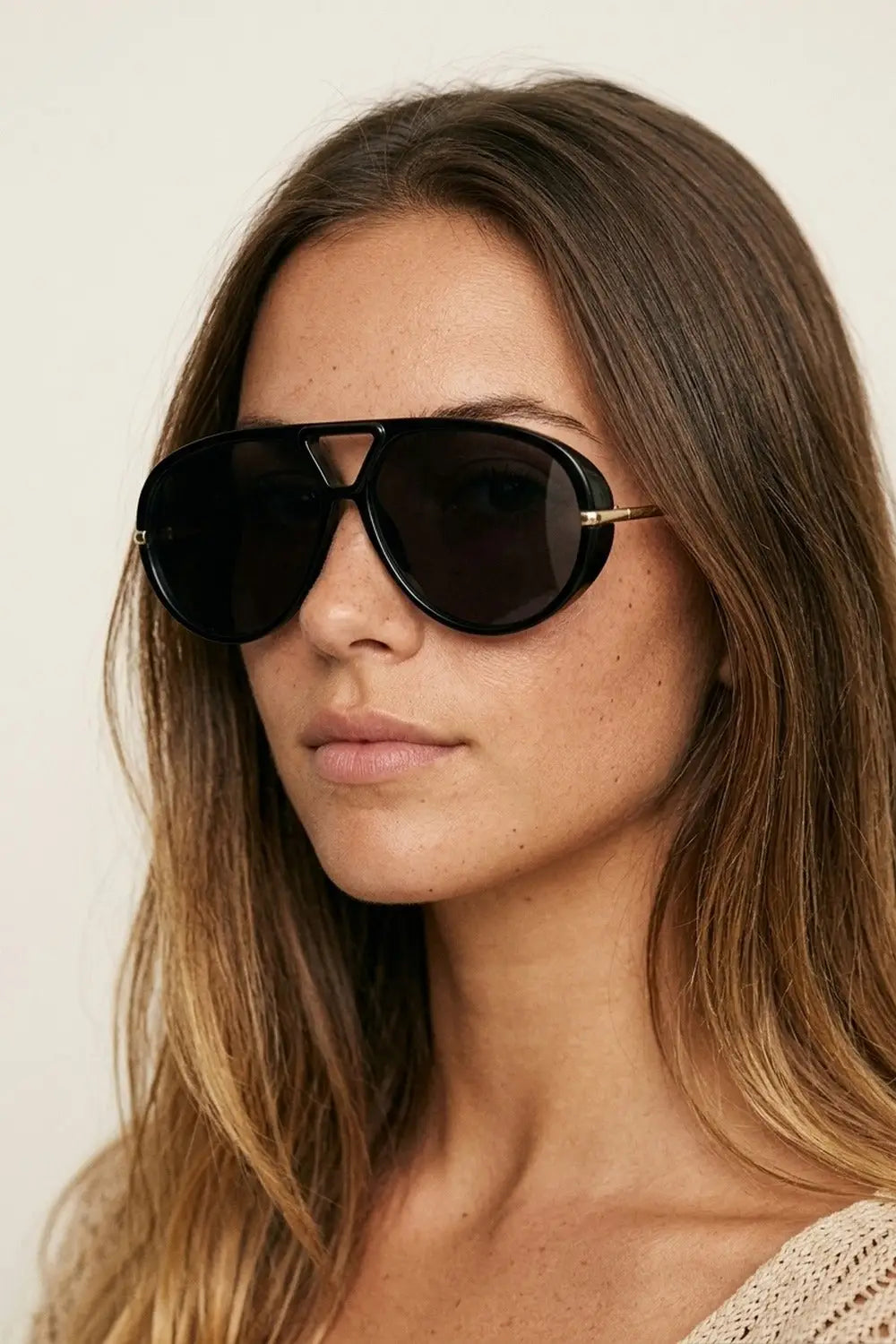 Black Oversized Aviator Sunglasses with Gold Details - BLACK / ONE - Sunglasses