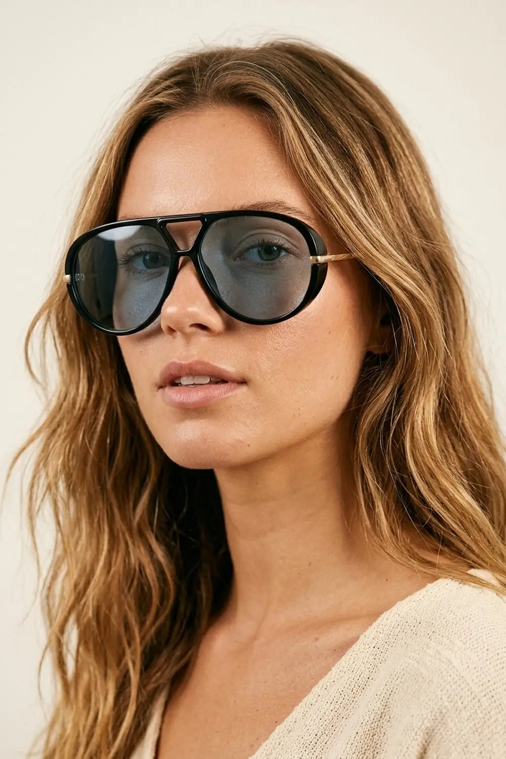 Black Oversize Aviator Frame Blue Gradient Lens Sunglasses - BLUE / ONE - Sunglasses