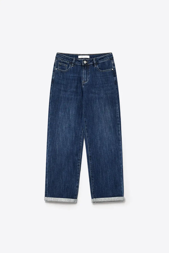 Blue Dark Wash mom jeans with Wide Leg and ankle length