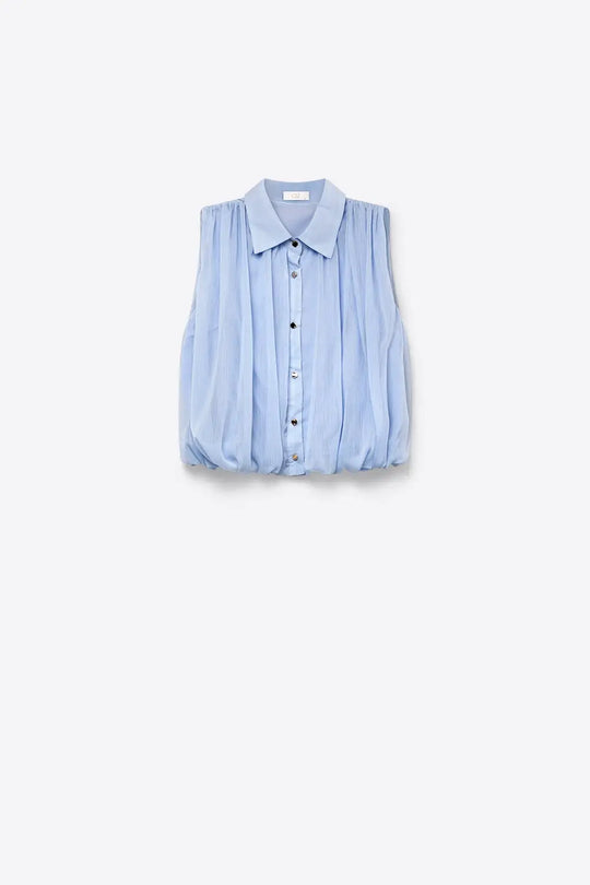 Sleeveless pleated blouse in light blue chiffon with buttons on the front regular fit - Shirts